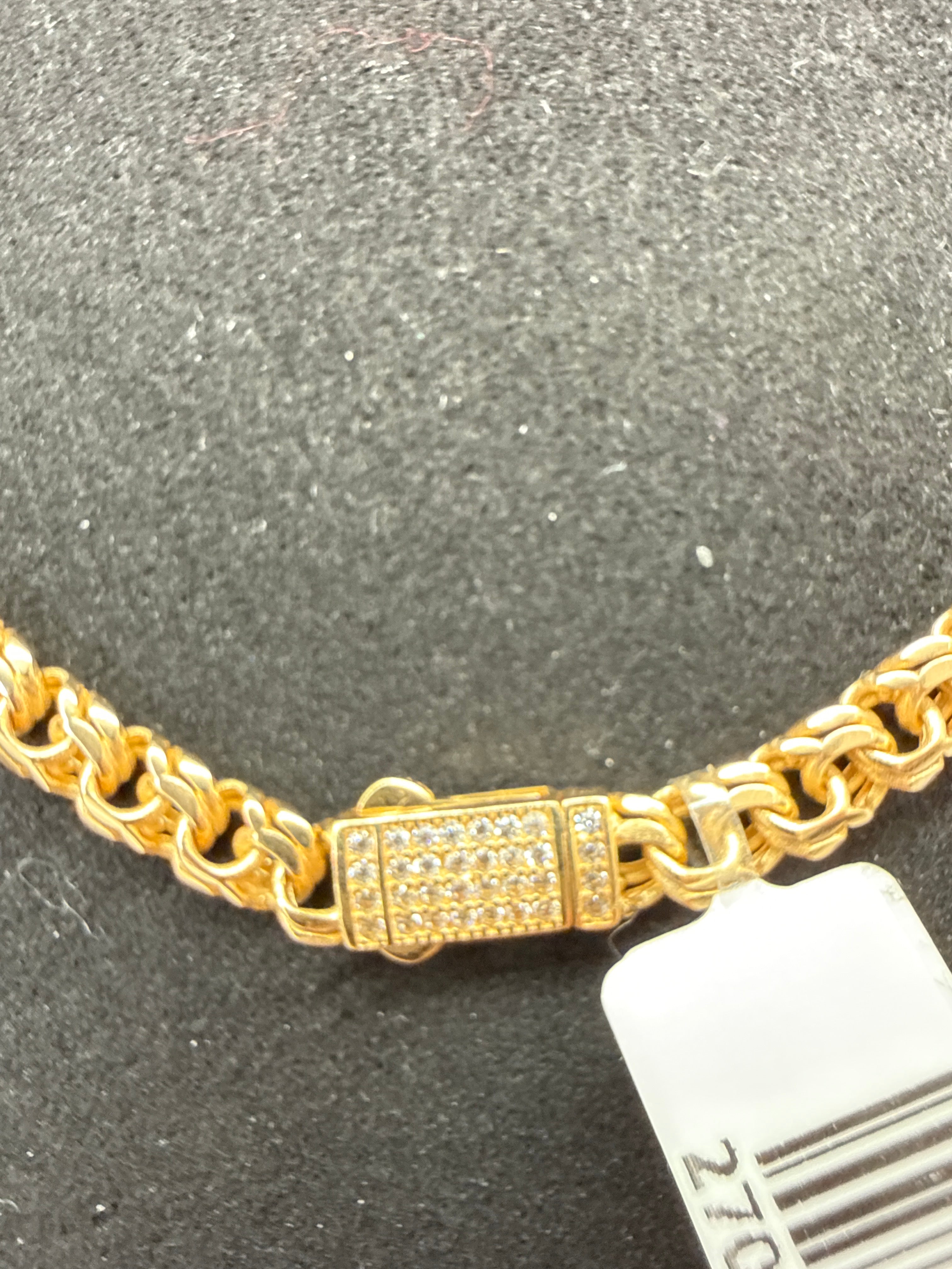 Floral Fashion 10K Gold Chain