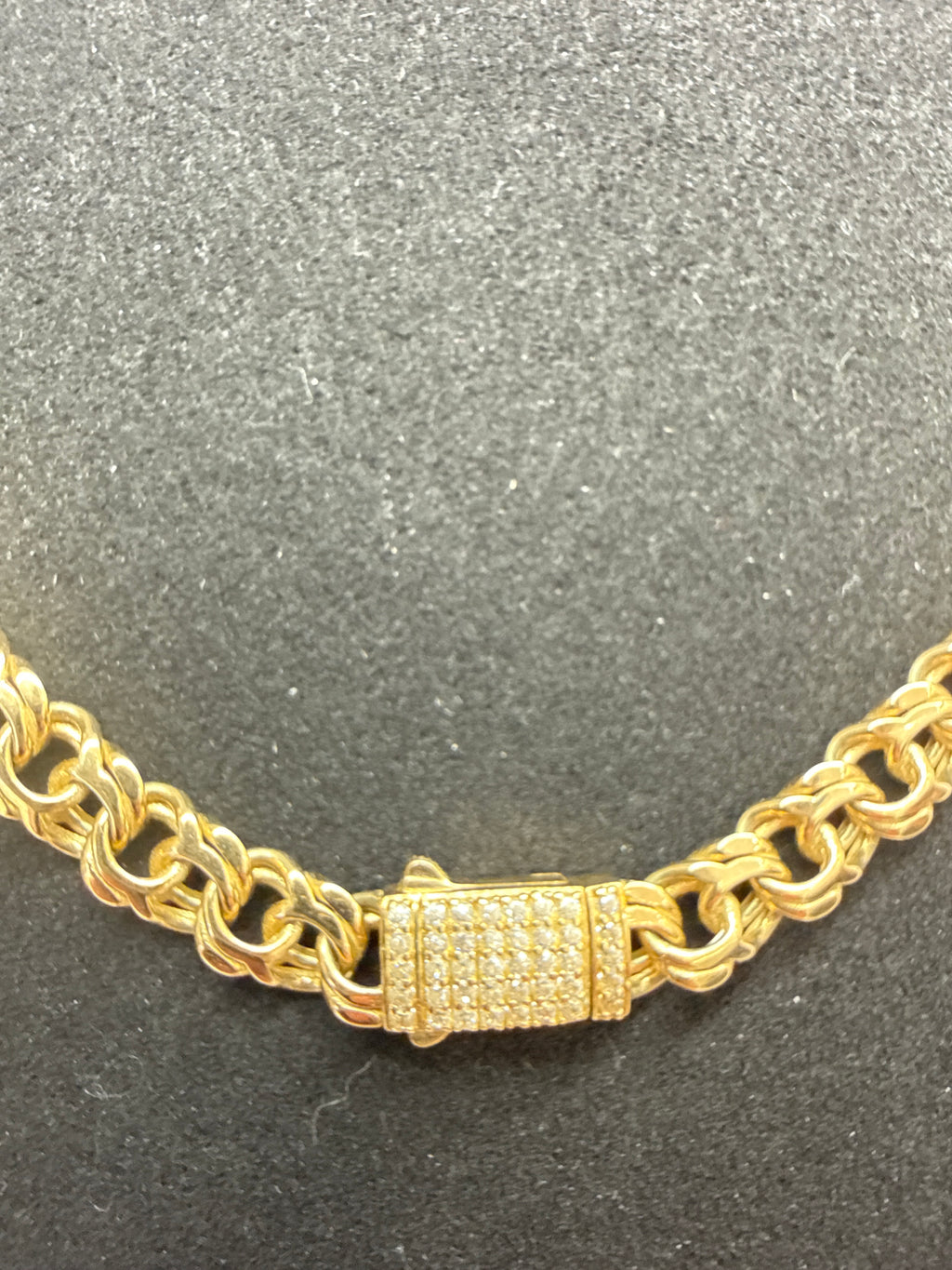 Majestic 10K Gold Chain