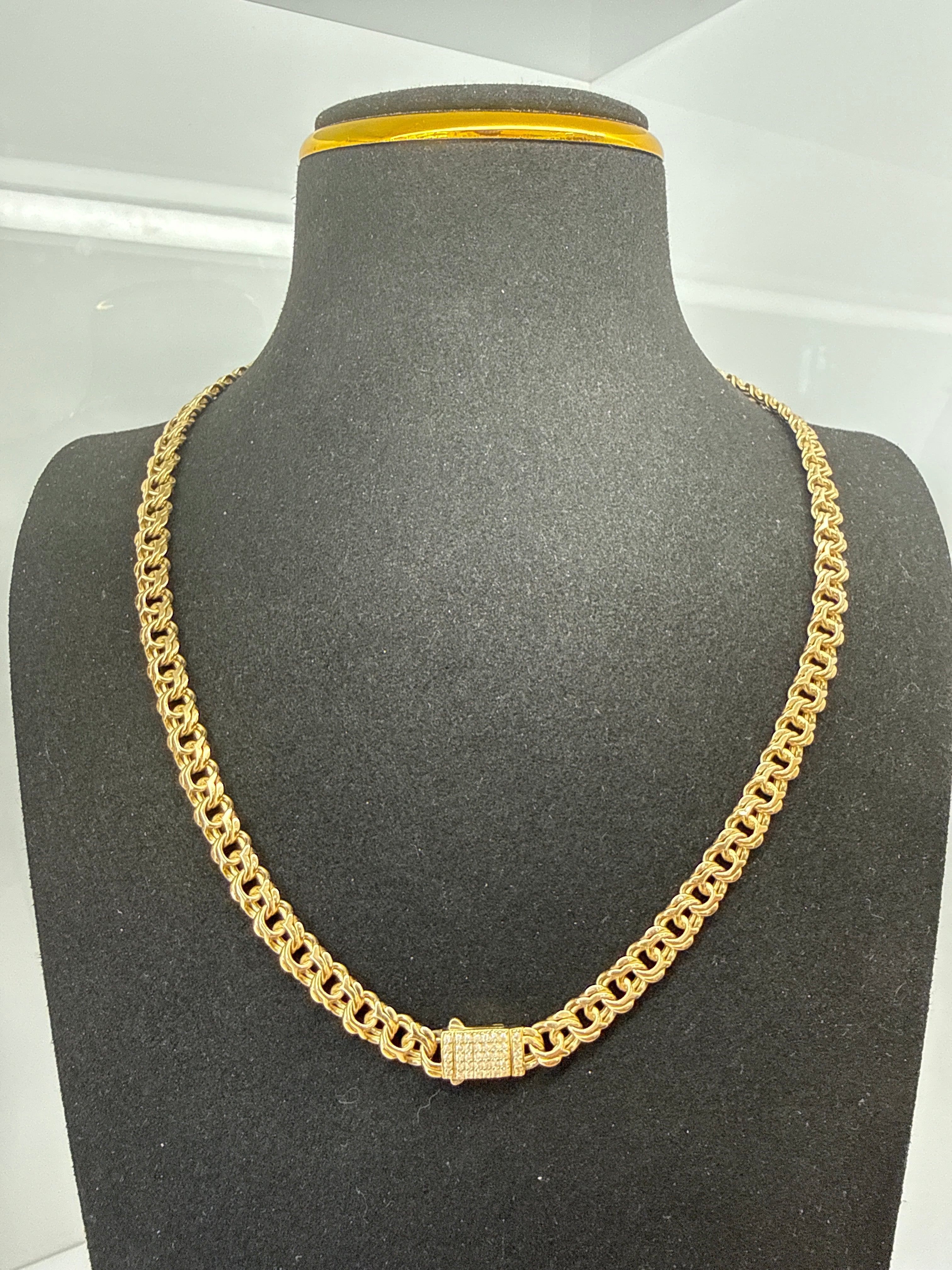 Majestic 10K Gold Chain