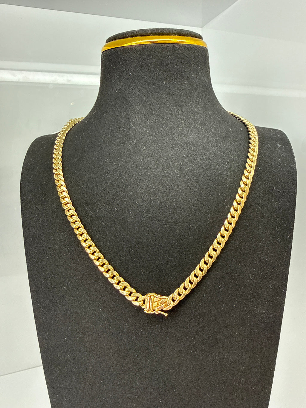 Famous 10K Cuban Link