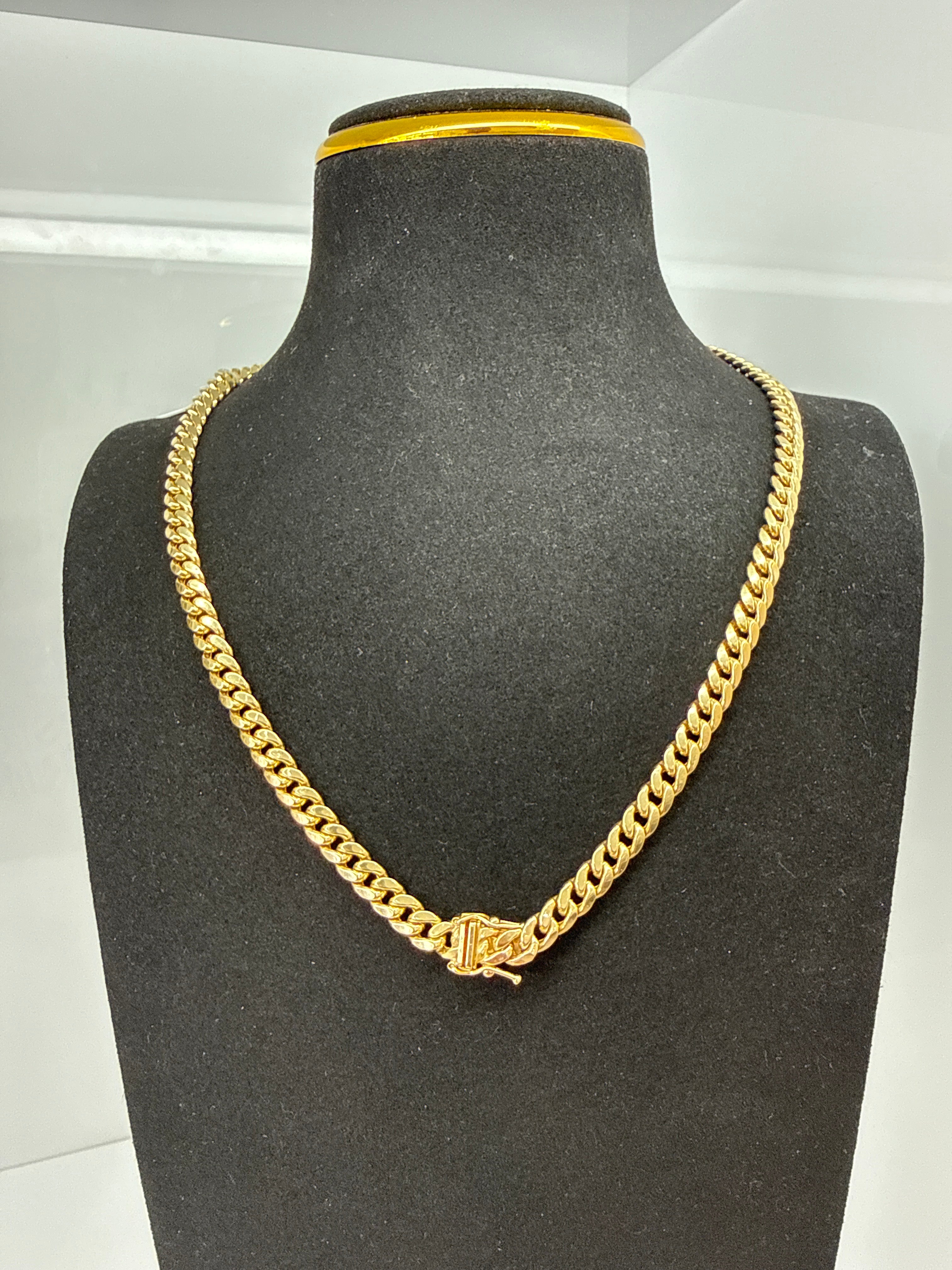 Famous 10K Cuban Link