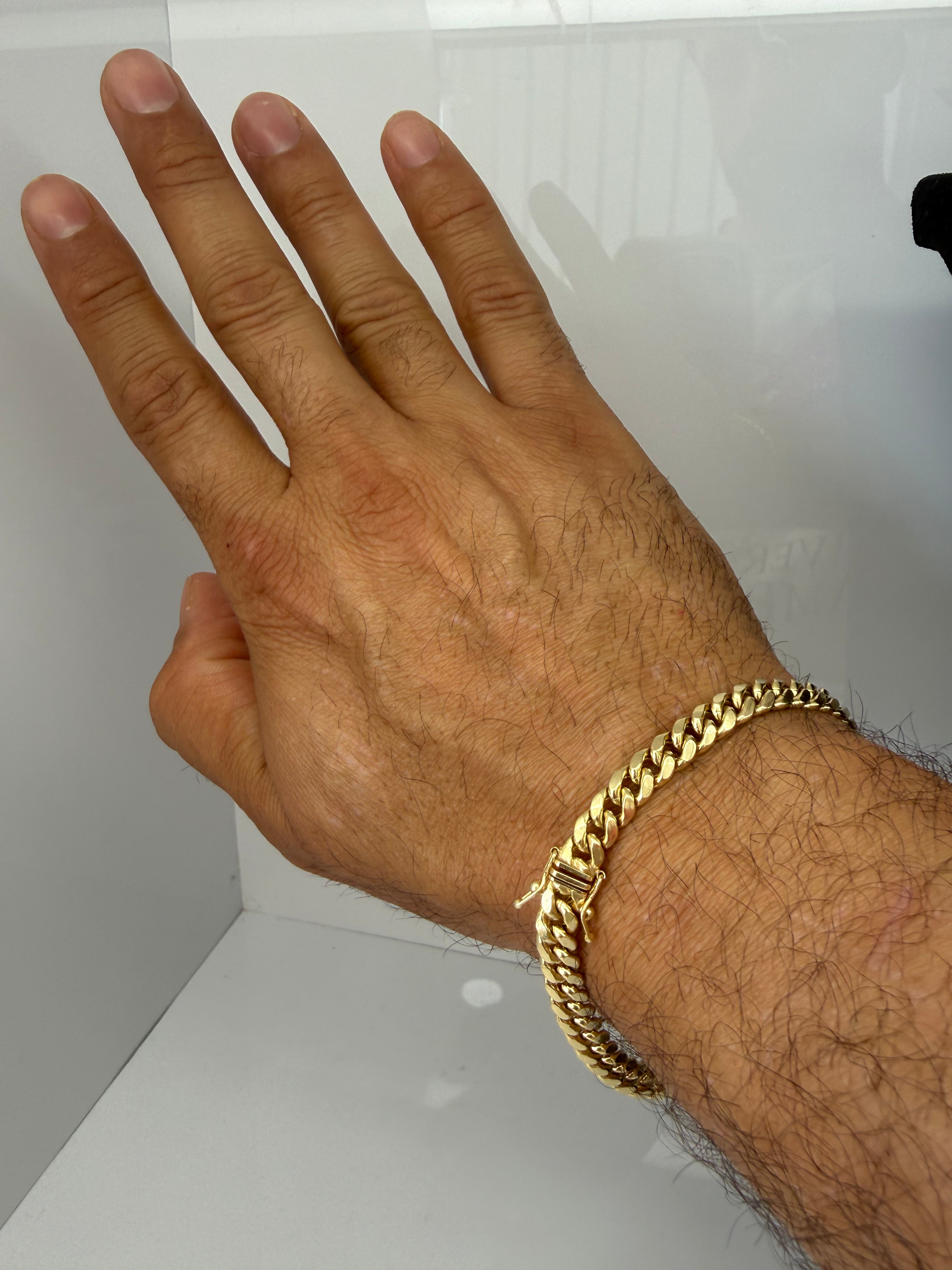 Cuban Link Bracelet 10K Gold