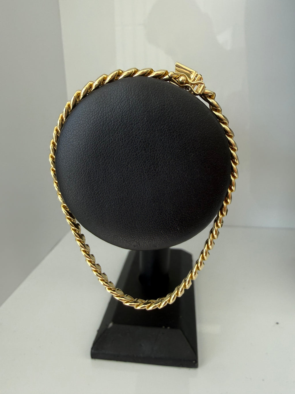 Cuban Link Bracelet 10K Gold